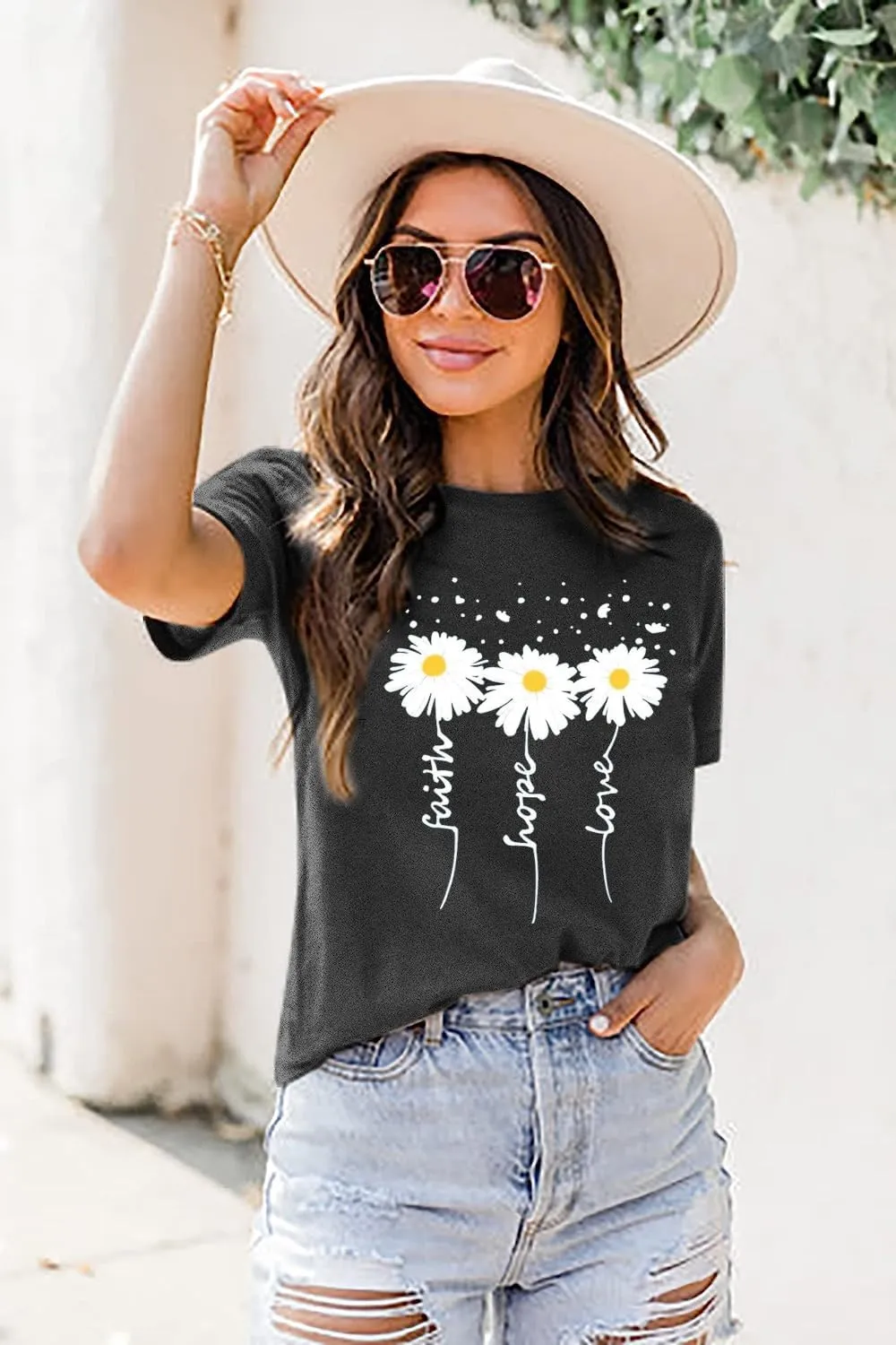Cute Faith Hope Love T-Shirts for Womens Daisy Graphic Tee Funny Inspirational Letter Print Tops