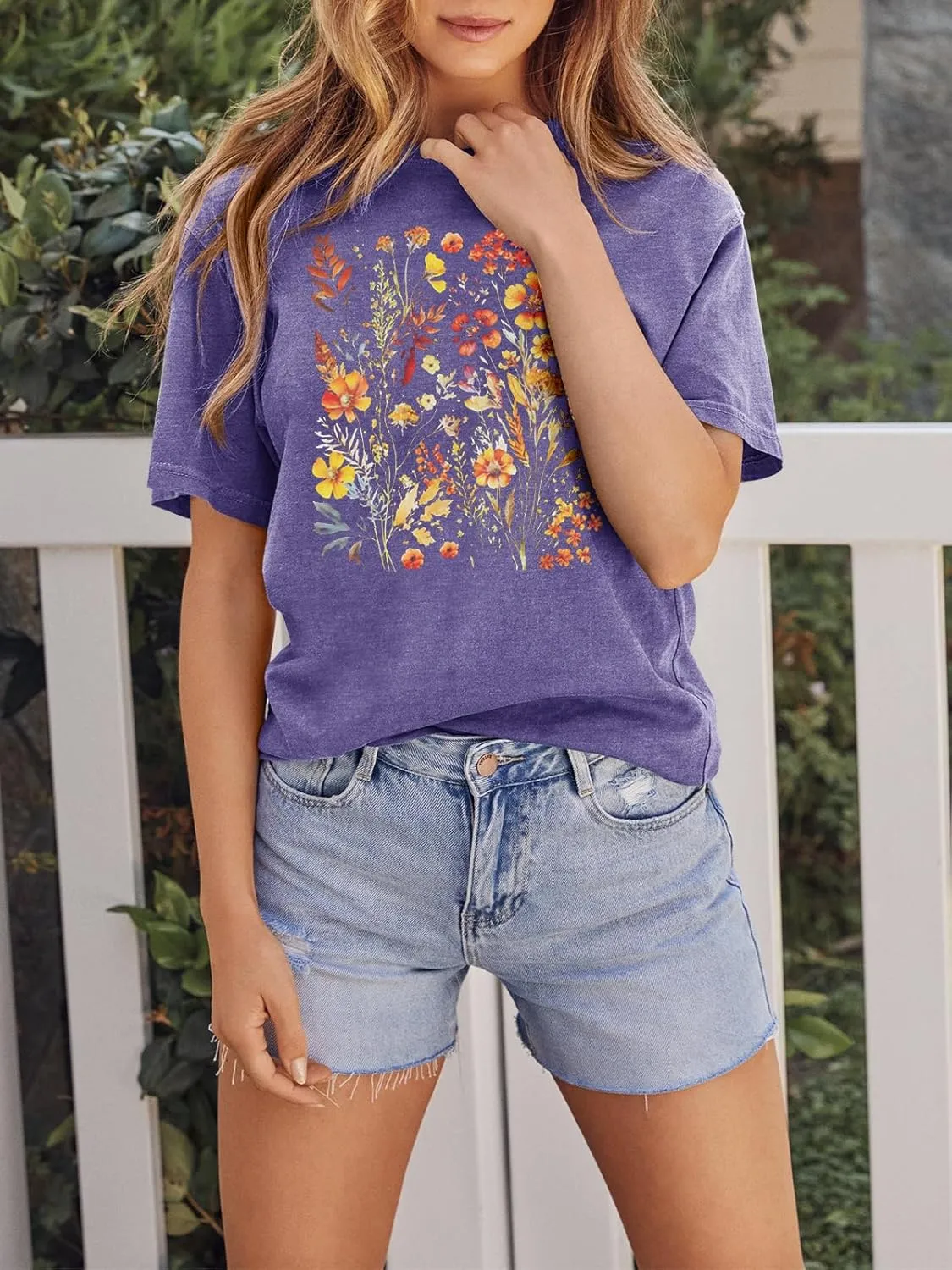 GEMLON Graphic T-Shirts for Women Loose Print Short Sleeve Tops Summer Casual Tees Shirt