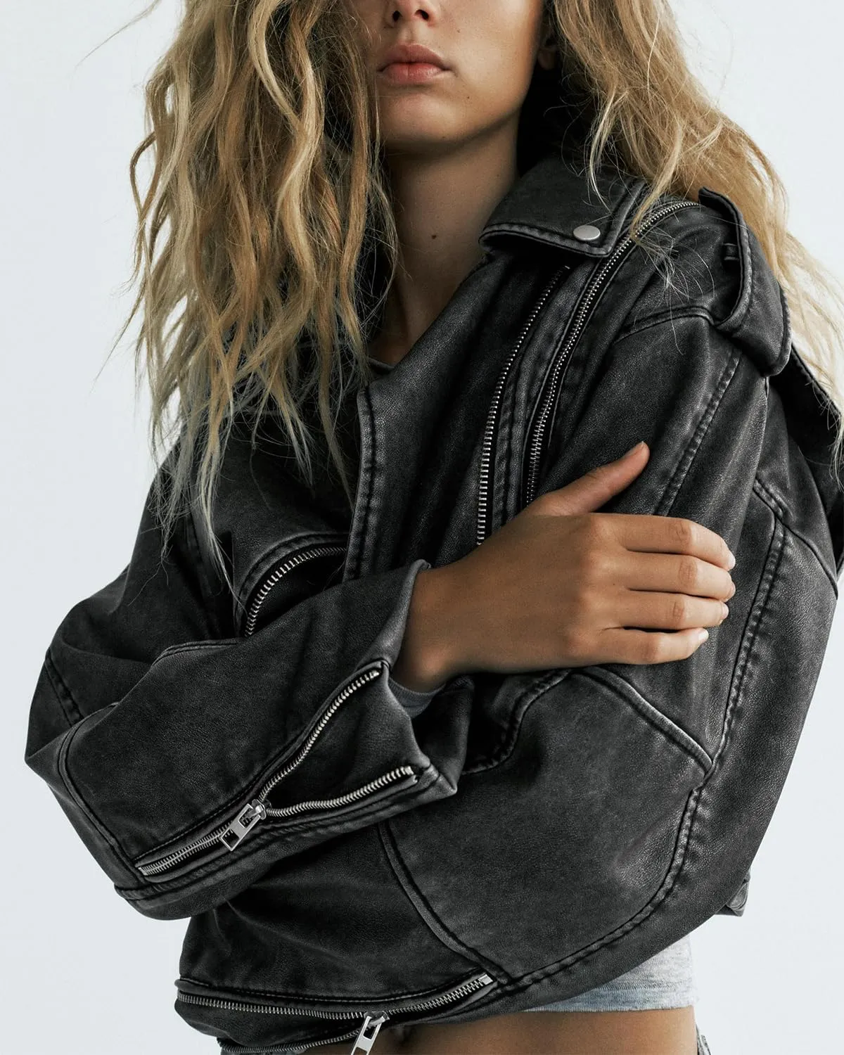 LY VAREY LIN Women Faux Leather Cropped Jacket Lapel Zipper Biker Short Coat with Belt