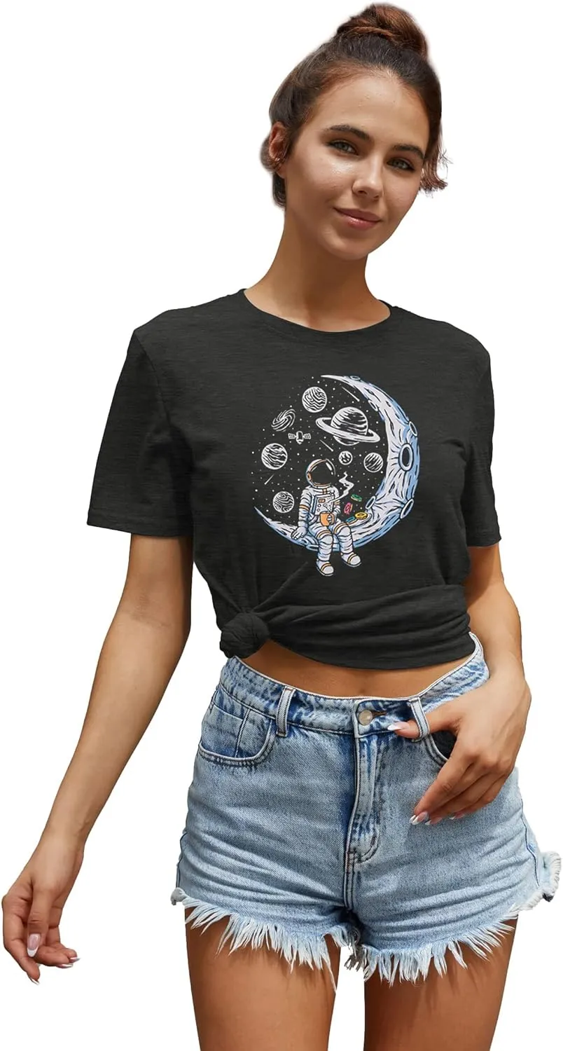 Space Shirts for Women NASA Shirt Moon Graphic Tees Astronaut Print T Shirt Space Fan Gift Shirt Short Sleeve Tee Tops