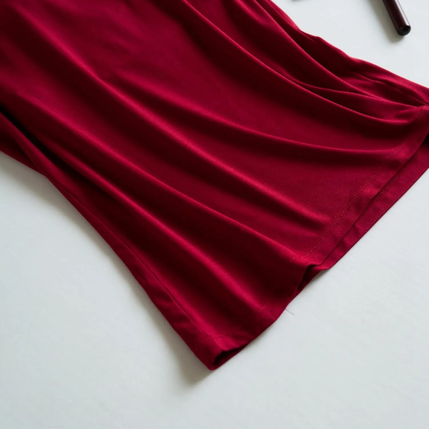 Tank Top with Built in Bra for Women Padded Summer Camisole Sleeveless Going out Top Casual Round Neck Yoga Cami Shirt