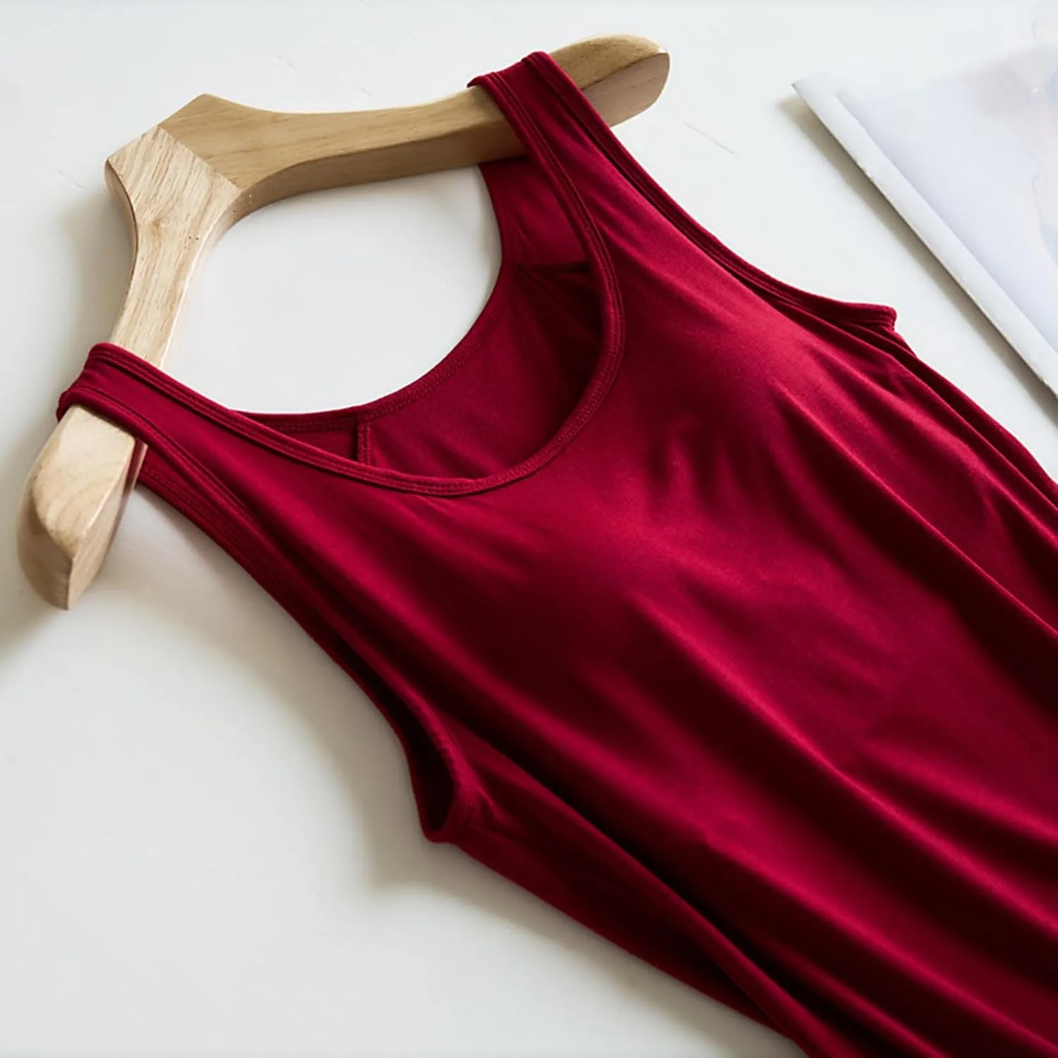 Tank Top with Built in Bra for Women Padded Summer Camisole Sleeveless Going out Top Casual Round Neck Yoga Cami Shirt
